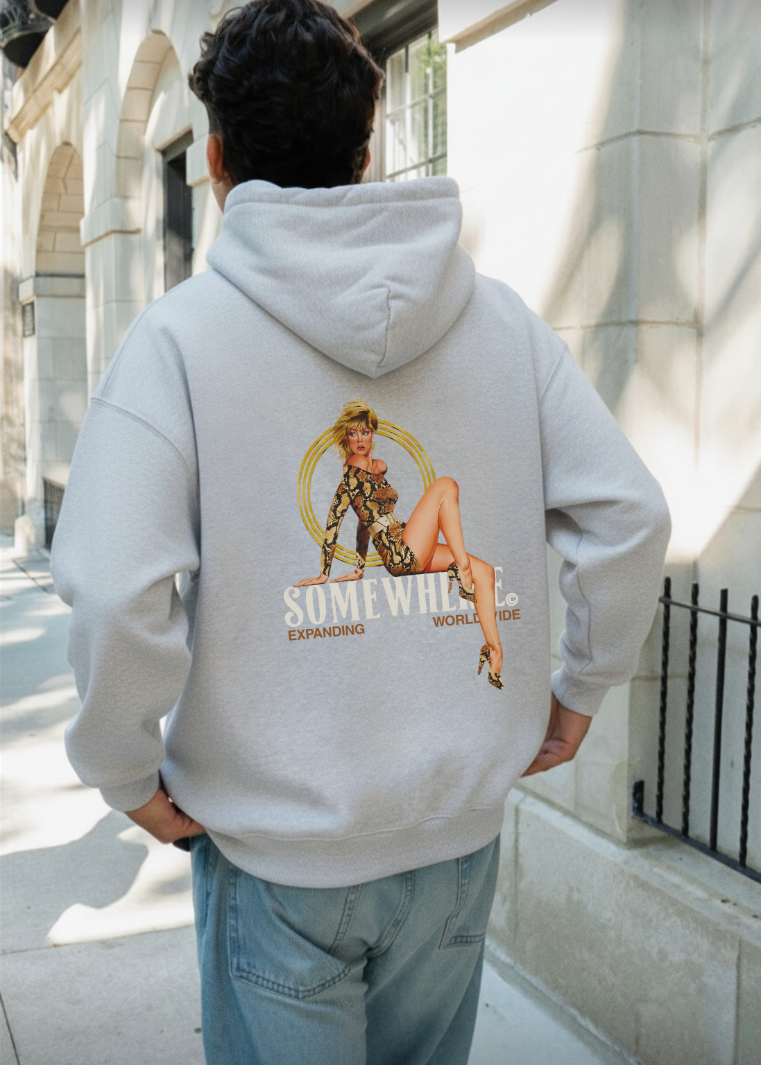 WORLDWIDE PIN-UP HOODIE