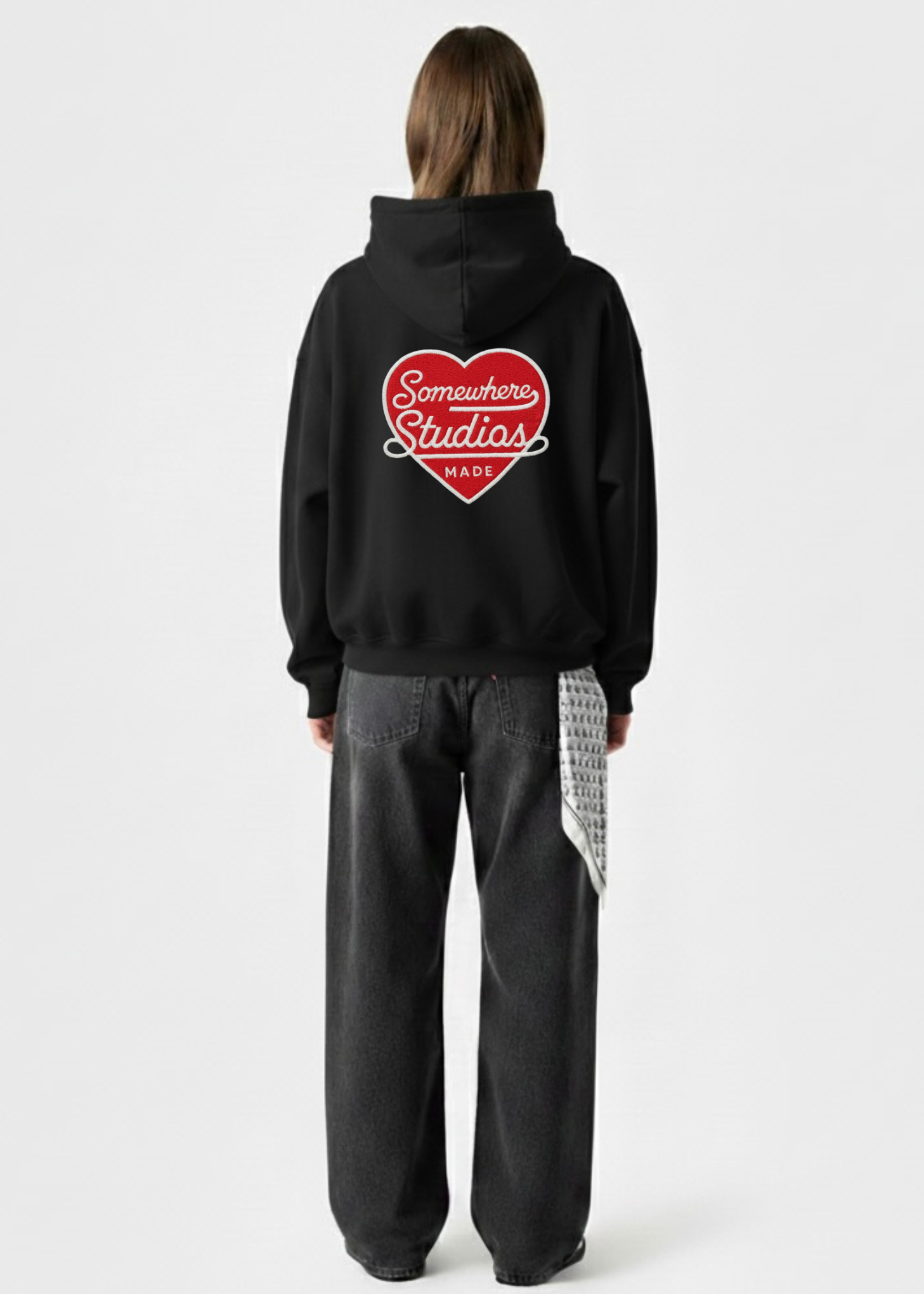EMBROIDERY AMOR DE SOMEWHERE HOODIE
