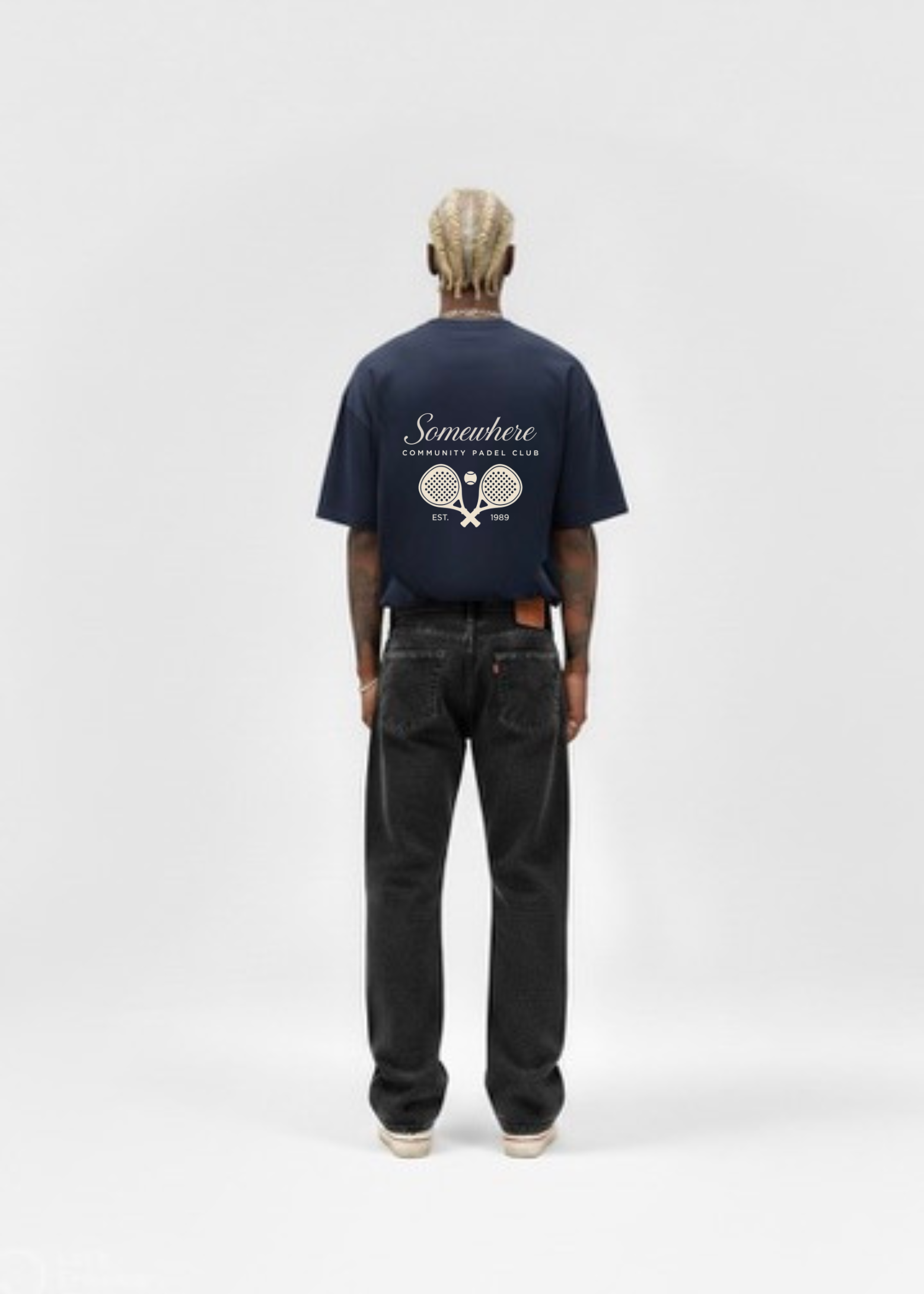 SOMEWHERE PADEL CLUB TEE