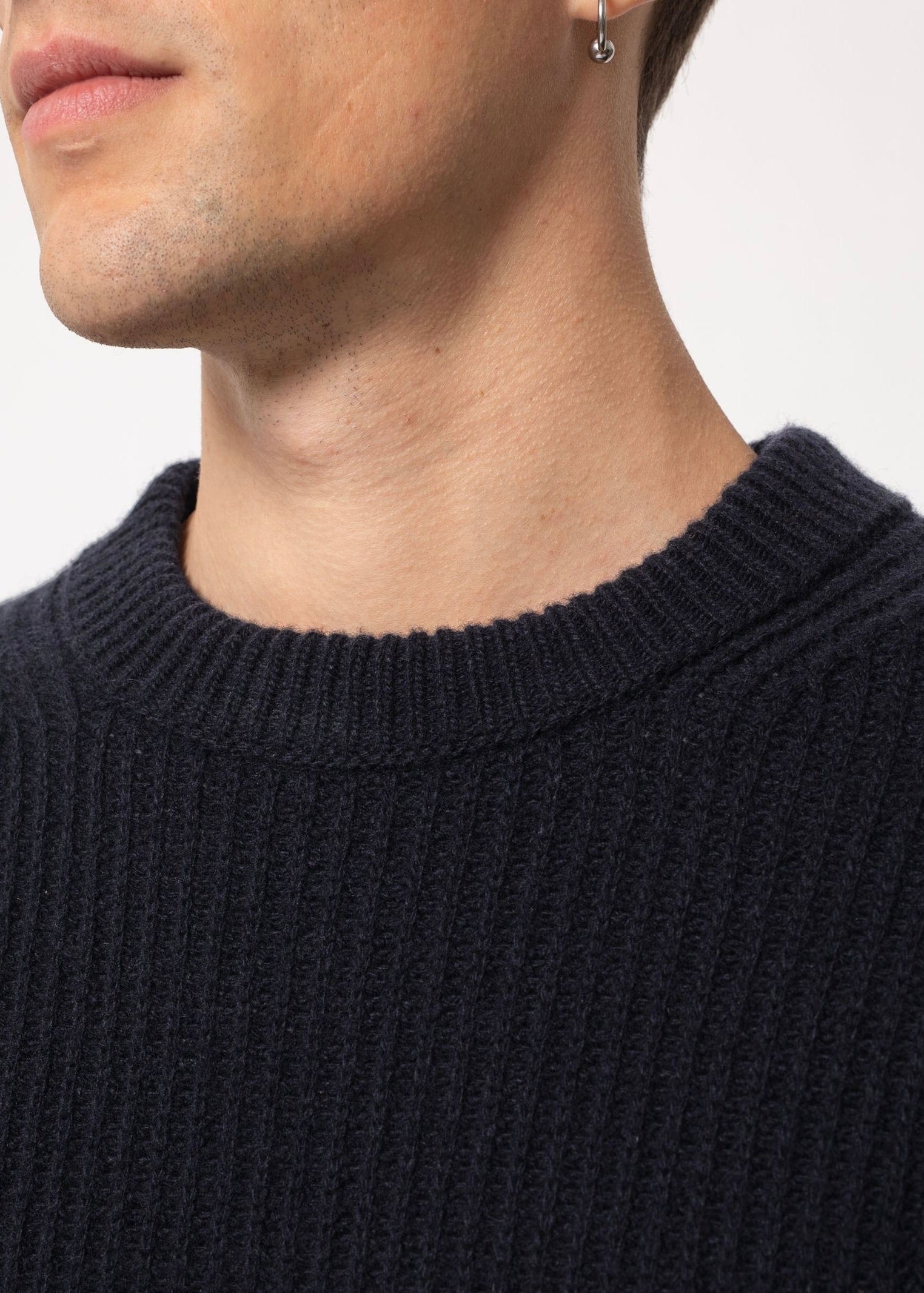 ESSENTIAL CORE KNIT