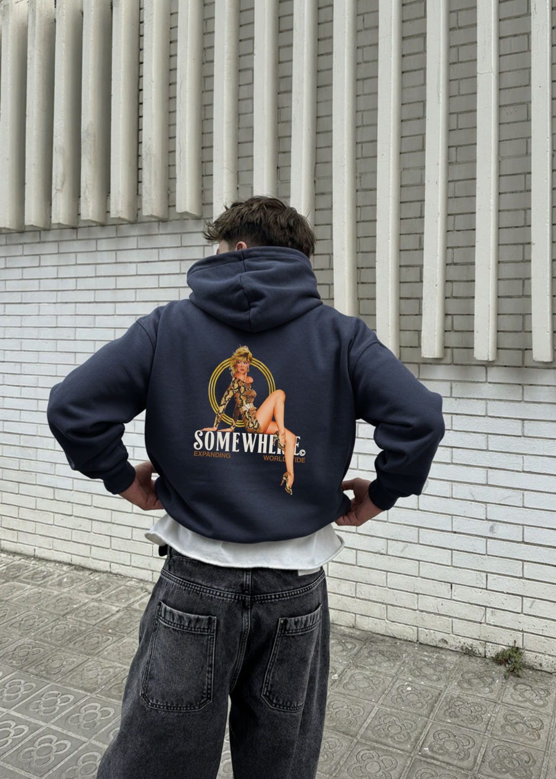 WORLDWIDE PIN-UP HOODIE